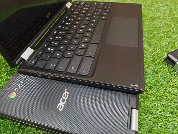 Acer%20Chromebook%20R11%20Touchsreen%20-%20Celeron%20processor%20-%204gb%20Ram%20-%2032GB%20SSD%20-%2011.6"%20screen%20-%20Playstore%20supported%20-%20Image%203