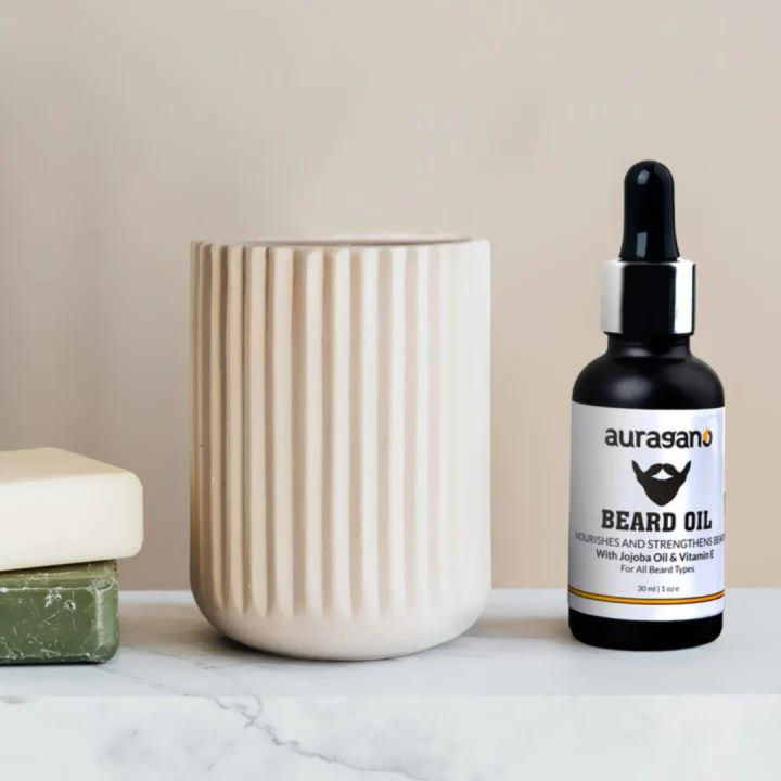 Beard%20oil%20-%20Beard%20Oil%20For%20Men%20-%20Beard%20Gel%20-%20Beard%20Shiner%20-%20Beard%20And%20Mustaches%20oil%20-%20Organic%20Beard%20Oil%2030ml%20By%20Auragano%20-%20Image%202