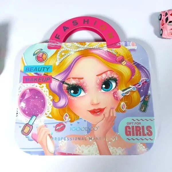 Premium%20Makeup%20Complete%20Kit%20For%20Baby%20Girls%20%7C%7C%20Stylish%20Makeup%20Toy%20Kit%20For%20Girls%20Premium%20Makeup%20Kit%20Pack%20For%20Kids%20enjoy%20creative,%20safe,%20and%20fun%20play%20with%20this%20Premium%20Makeup%20Kit.%20Designed%20specifically%20for%20girls,%20toddlers,%20and%20young%20children%20-%20Image%204