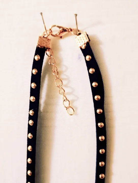Fancy%20Black%20Leather%20String%20Layered%20Choker%20with%20Aesthetic%20Pendant%20-%20Image%203