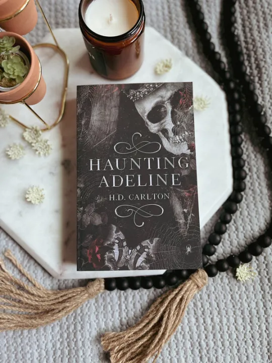 Haunting%20Adeline%20by%20H.%20D.%20Carlton%20-%20Image%202