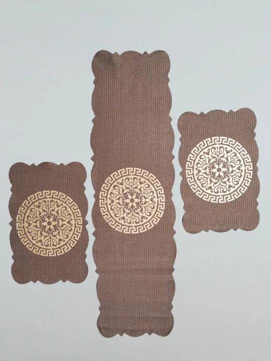 Luxury%20Jute%20Fabric%203%20PCs%20Table%20Mats%20By%20Ayat%20Bedding%20-%20Image%2010