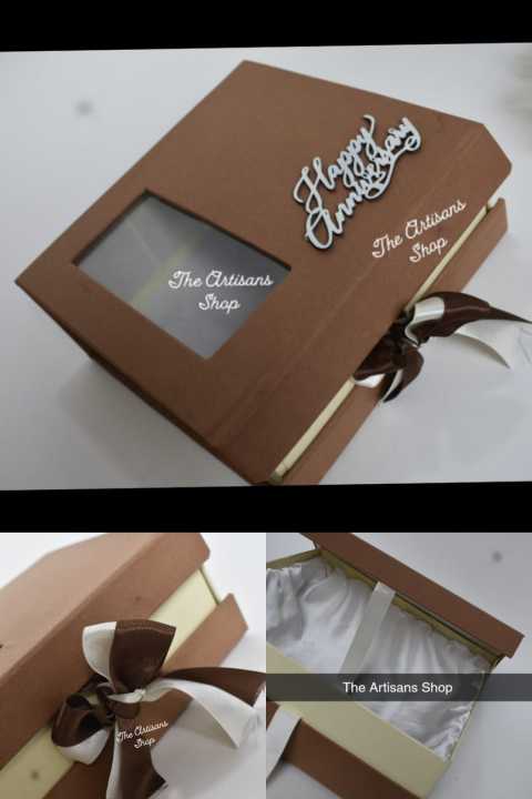 silk%20box/gift%20box%20with%20silk%20lining/window%20box%20with%20name/customize%20name%20box/birthday%20box/size-10x8x3.5%20inches%20-%20Image%202