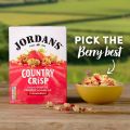 Jordans Country Crisp  delicious crispy and crunchy oat clusters with strawberry oatmeals 400g. 
