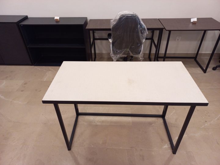 Folding%20Portable%20Computer%20Office%20Study%20Table%204%20Feet%20x%202%20Feet%20-%20Image%203