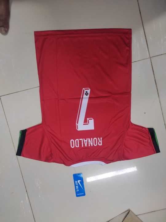 RONALDO%20PURTGAL%20SOCCER%20FOOT%20BALL%20KIT%20FOR%20KID%20new%20-%20Image%204