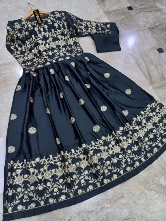 Embroidery%20Dress%20--%20Heavy%20Embroidered%20Long%20Maxi%20--%20Designer%20Maxi%20--%20Long%20Maxi%202Pcs%20--%20New%20Long%20Style%20Maxi%20--%20Long%20Maxi%20For%20Girls%20Women%20-%20Image%208