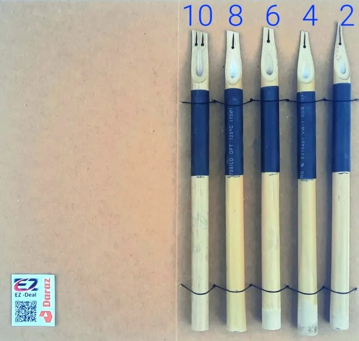 2-10mm%20well%20crafted%20%20calligraphy%20bamboo%20qalam%20gift%20set%20with%20%20ink%20flow%20channel/reservoir%20-%20Image%203