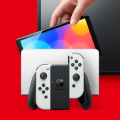 Nintendo Switch Oled white - NINTENDO SWITCH – OLED MODEL W/ WHITE JOY-CON. 