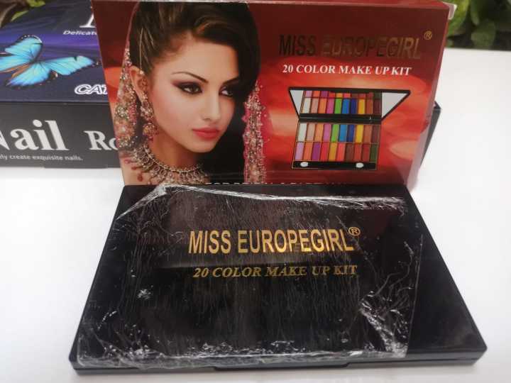 Multi-Colored%20Eyeshadow%20Palette:%2020%20Shades%20of%20S%20Glitter,%20and%20Metallic%20(Waterproof)%20-%20Image%202