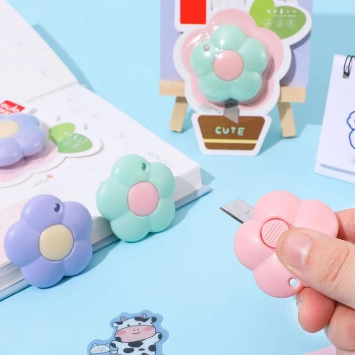 Fresh And Cute Mini Flower Art Knife Portable And Unwrapping Express Delivery Knife Student Office Paper Cutting Handmade Knife