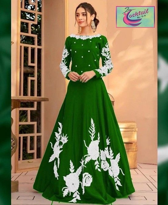 14th%20August%20Dress%20For%20Women%20-%20Embroidered%20Long%20Silk%20Maxi%20For%20Independence%20Day%20Dress%20-%20Image%202