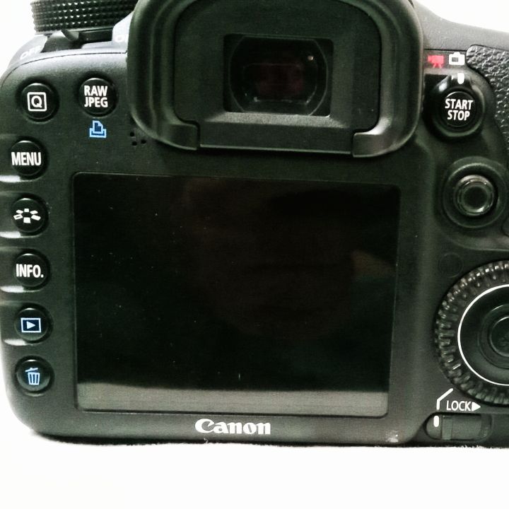 Canon%20EOS%207D%20DSLR%20Camera%20with%20Canon%2028-80%20mm%20lens%20-%20HD%20video%20Recording%20&%20Photography%20-%20Image%203