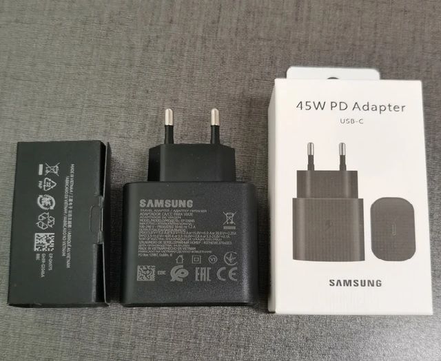 Original%2045W%20PD%20Super%20Fast%20Charger%20For%20Samsung%20Mobile%20With%20Type-C%20to%20Type-C%20Cable%20%7C%20PD%20Charger%20For%20all%20Samsung%20Mobile%20Phones%20-%20Image%208