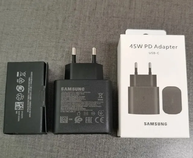 Samsung%2045W%20Super%20Fast%20Charger%20with%20Type%20C%20to%20Type%20C%20Cable%20PD%20Certified%20for%20All%20Mobile%20Phones%20-%20Image%202
