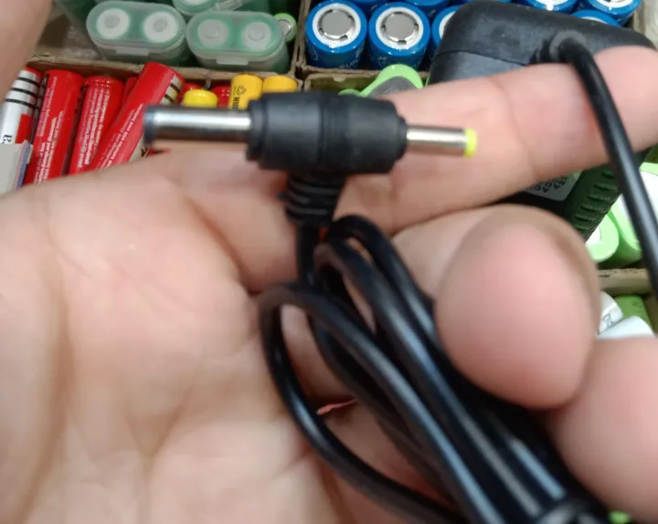 Universal%20Automatic%201.5V%20to%2012V%20Power%20Adapter%20Charger%20With%202%20Jack%20For%20BP%20Machine%20Internet%20Routers%20etc%20-%20Image%206