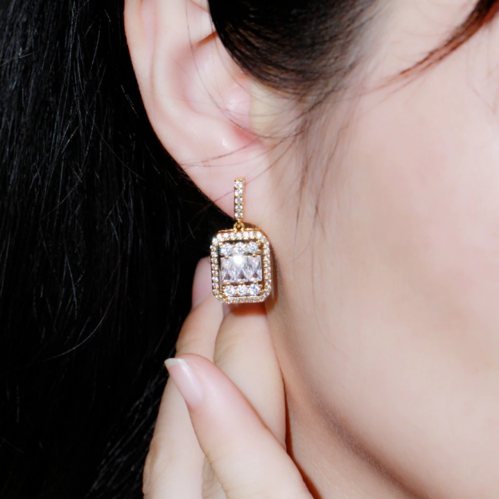 Kikidi%20-%20Minimalist%20Square%20Cubic%20Zirconia%20Jewelry%20Set%20-%20Image%203