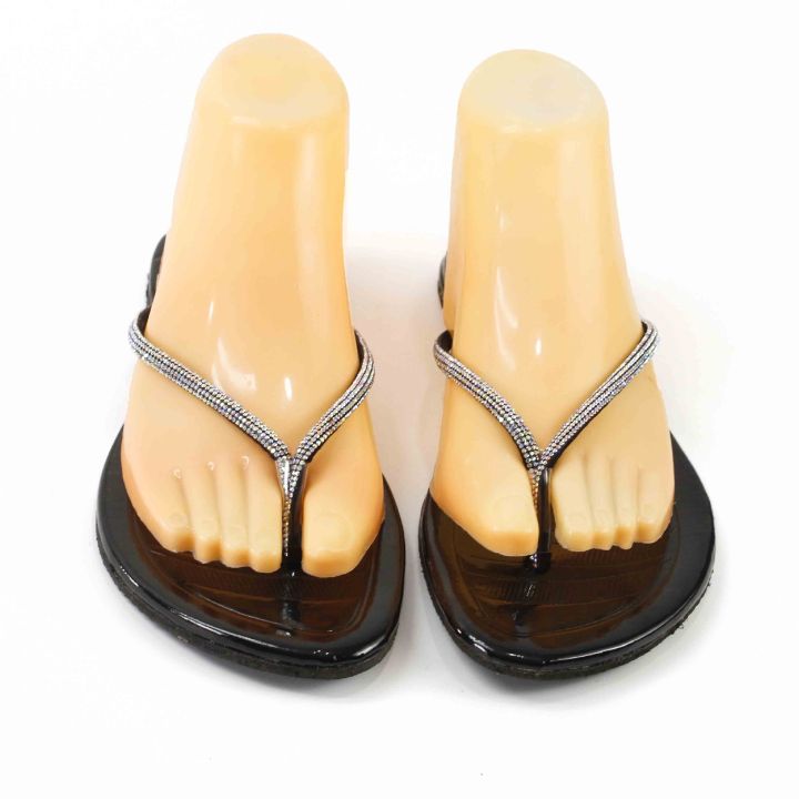 NBH%20Women%E2%80%99s%20shoes%20-%20Slippers%20For%20Women%20-%20Double%20Strap%20And%20Comfortable%20Slippers%20-%20Women's%20Flat%20Slipper%20-%20Ladies%20Chappal%20-%20Comfortable,%20Durable%20And%20Lightweight.%20-%20Image%205