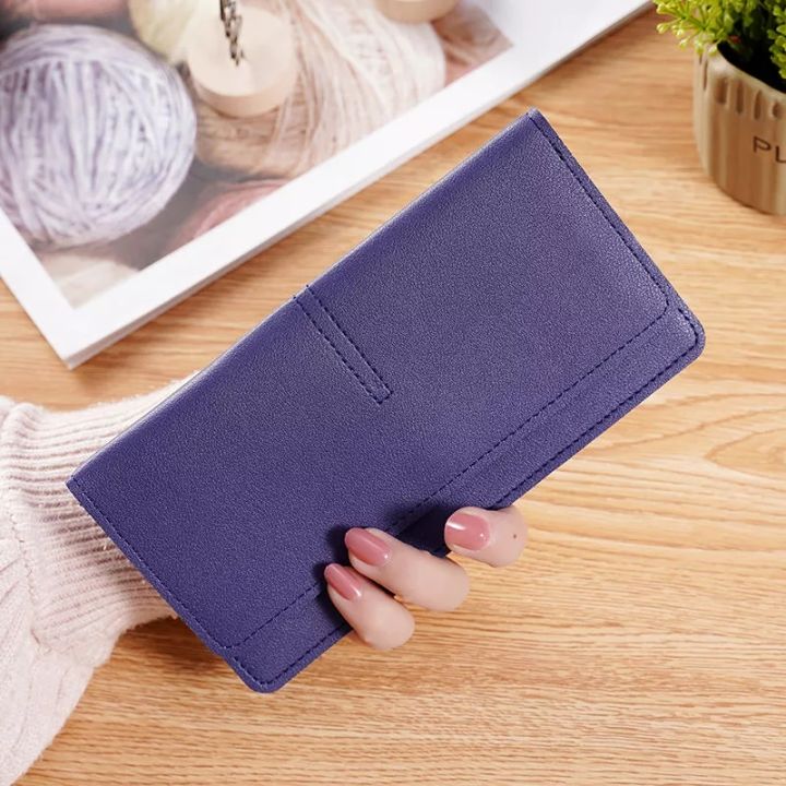 Minimalist%20Slim%20Wallet%20for%20Women%20-%20Compact,%206%20Card%20Slots,%20Button%20Closure,%20PU%20Leather%20-%20Image%207