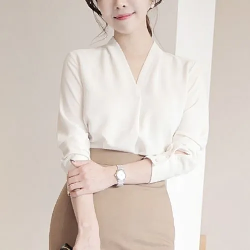 Trendy%20Cross%20Neck%20Shirt%20elegant%20design%20long%20sleeved%20top%20Cotton%20shirt%20For%20Womens%20and%20Girls%20-%20Image%204