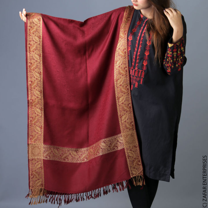 Maroon%20Kashmiri%20Stoler%20For%20Girls%204%20Border%20Pashmina%20Muffler%20Shawl%20For%20Women%20-%20Mominas%20-%20Image%202