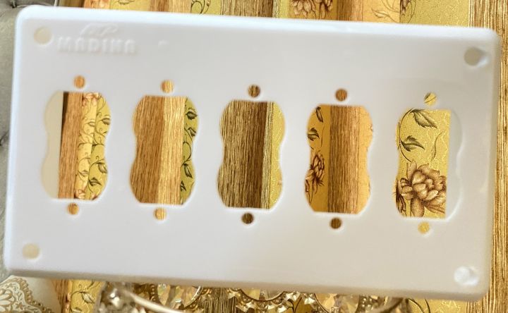 Electrical%20Switch%20Plastic%20Board%20PVC-%205%20Socket%20Electric%20Wall%20Fitting%20Sheet%20-%20Image%207