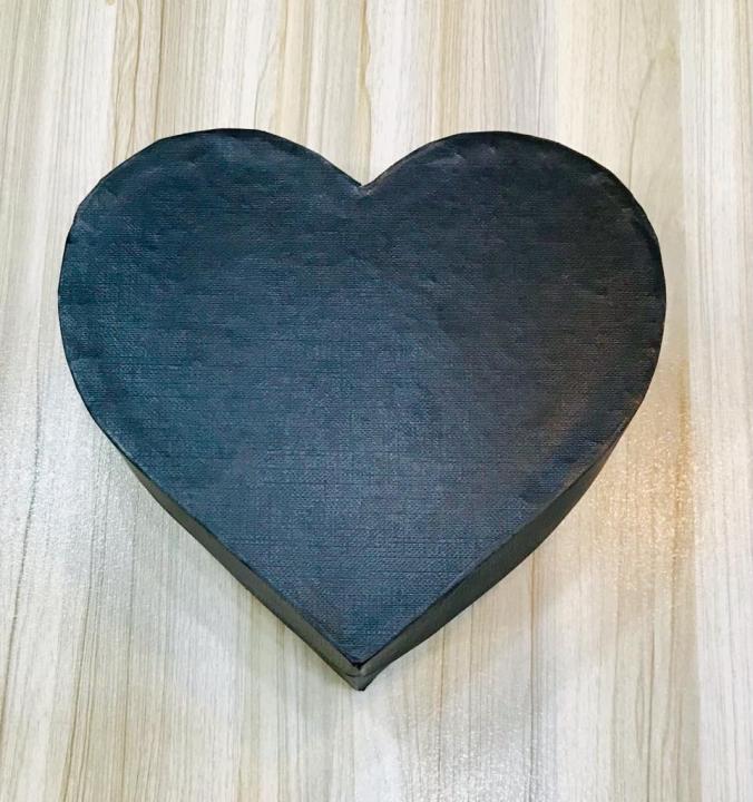 Heart%20Gift%20Box%20/%20Empty%20Heart%20Shape%20Flower%20&%20Chocolate%20Gift%20Box%20-%20Image%204