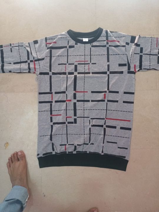 Elegant%20Curved%20Design%20T-Shirt%20For%20Boys%20-%20Image%205