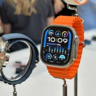 smart%20watch%20for%20men%20and%20women%20combo%20-%20Image%202