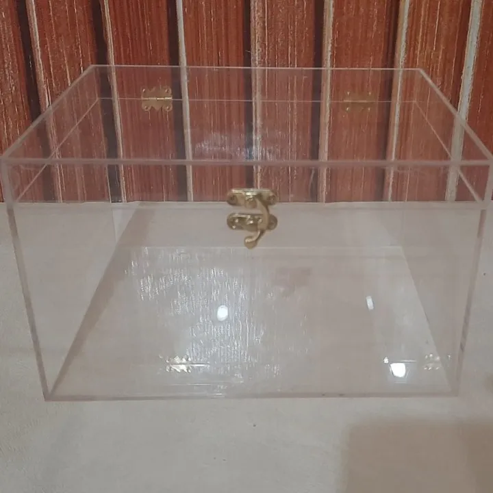 transparent%20Acrylic%20Storage%20Box%20Gift%20Package%20-%20Image%205
