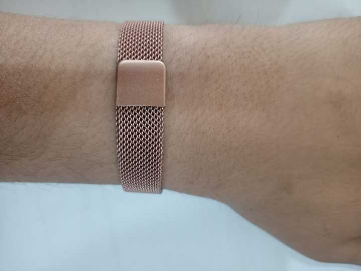 Cute%20And%20Classy%20Magnetic%20Wrist%20Watch%20-%20Image%203