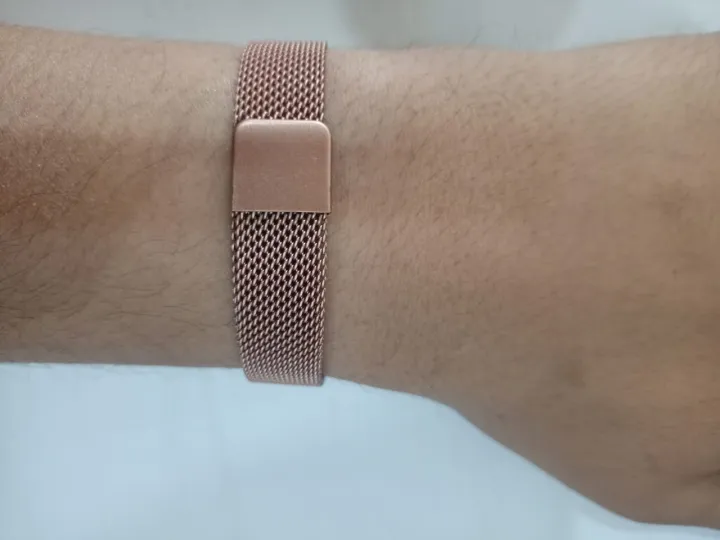 Cute%20And%20Classy%20Magnetic%20Wrist%20Watch%20-%20Image%203