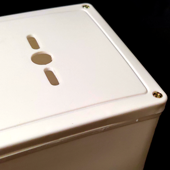 Electrical%20Change%20Over%20Switch%20Box%20Changeover%20Box%20High%20Quality%20Wall%20Mounted%20Open%20Box%20-%20Image%207