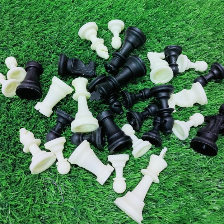 Chess%20Wooden%20Board%20Solid%20Wood%20Folding%20Chess%20Board%20High%20Board%20for%20Kids%20and%20Adults%2038%20x%2038%20cm%20-%20Image%205