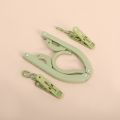 Travel Portable Creative Plastic Hanger Multifunctional Simple Folding Non-slip Clothes Rack with Clips Household Space Saving Storage Tools. 