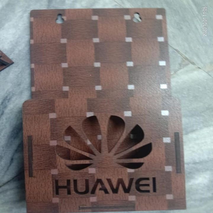 Wooden%20Mobile%20Cell%20Phone%20Charging%20Holder%20-%20Image%203