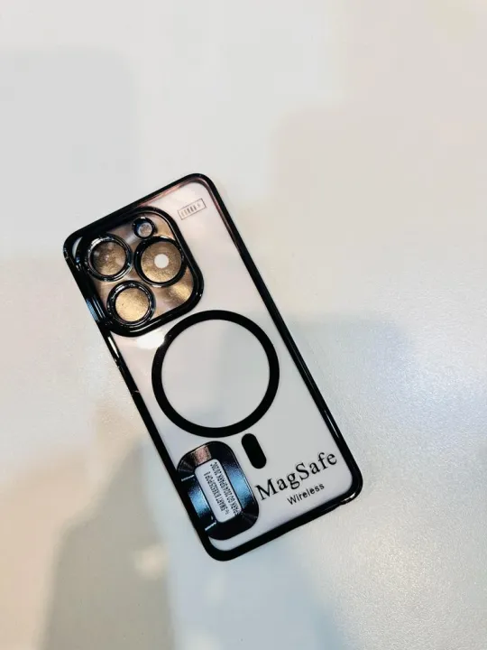 Tecno%20Spark%20Go%202024%20Back%20Cover%20Luxury%206D%20Plating%20Soft%20Case%20-%20MAG%20Safe%20Design%20-%20Tecno%20Spark%20Go%202024%20Back%20Cover%20-%20Image%205