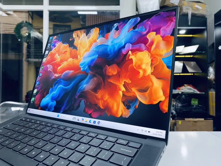 Dell%20Precision%205560%20-%20Intel%20Core%20i9%2011th%20Generation%20-%2032GB%20RAM%20-%20512GB%20NVMe%20-%20RTX%20A2000%204GB%20Graphic%20-%20Touchscreen%204k%20Workstation%20-%20Gaming%20-%20Laptop%20-%20Image%202