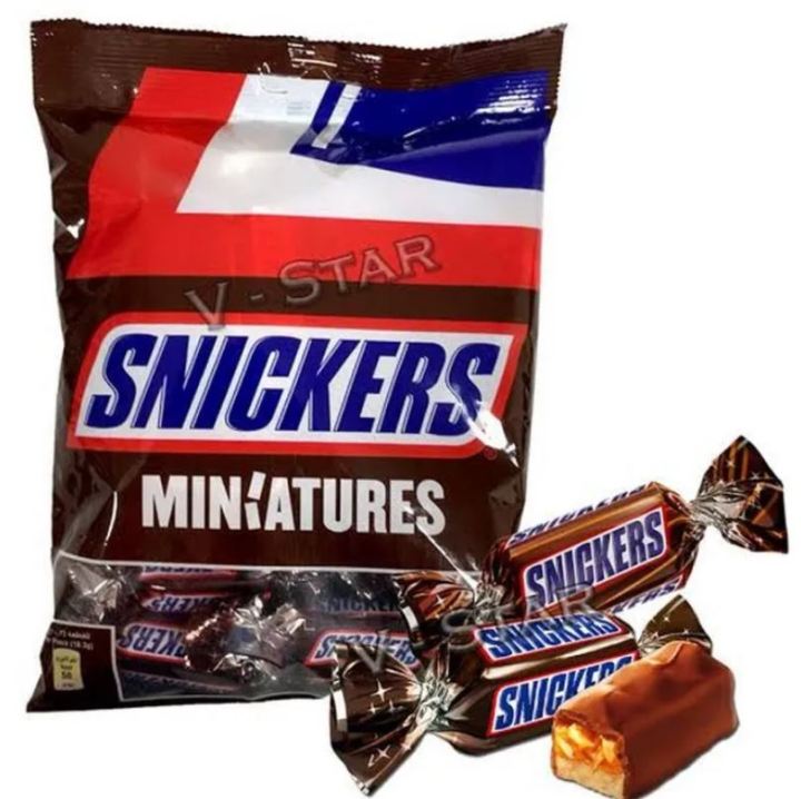 Snickers%20Miniatures%20Chocolate%20Mini%20Bars,%20Pouch,%20150gm,Imported%20Snickers%20Chocolate%20Miniatures%20Original%20Bag%20150g,%20Chocolate%20Bag,%20Milk%20Chocolate%20with%20Roasted%20Peanuts,%20Nougat,%20and%20Caramel%20-%20Image%203