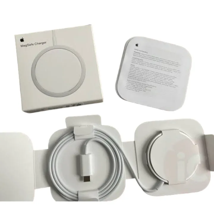 Apple%20Magsafe%20charger%20wireless%20for%20Iphone%2015W%20fast%20charging%20with%20cable%20-%20Image%206