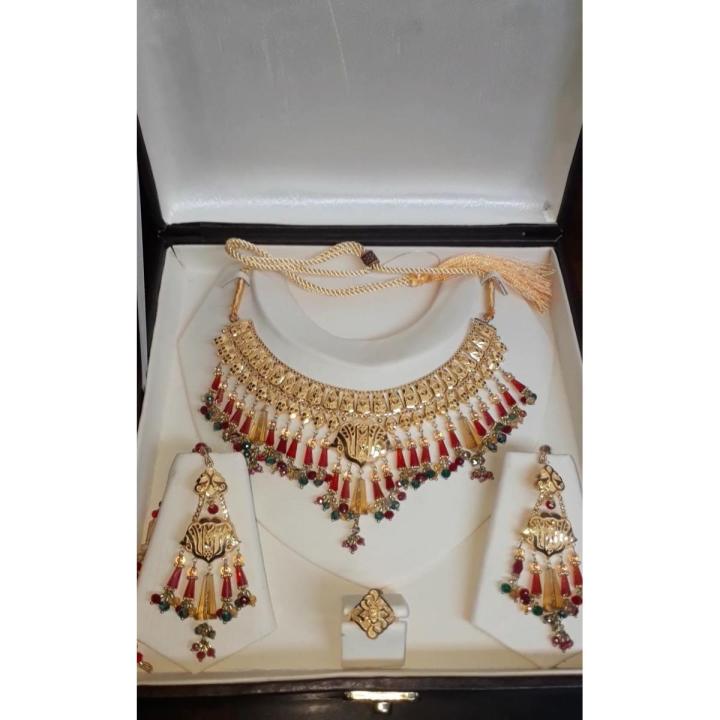 Gold%20plated%20jewellery%20set%20for%20Bridal-Custom%20Made%2024K%20Gold%20Plated%20necklace%20for%20girls-Gold%20plated%20jewellery-fashion%20jewellery-Bridals%20necklace%20-%20Image%202
