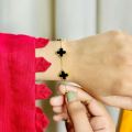 Most Demanding Four Leaf Clover Bracelets for Girls | Stainless Single Double Side Clover Bracelets for Women's Fashion. 
