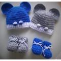Crochet Teddy Bear style Baby Shoes And Cap Set For Winters. 