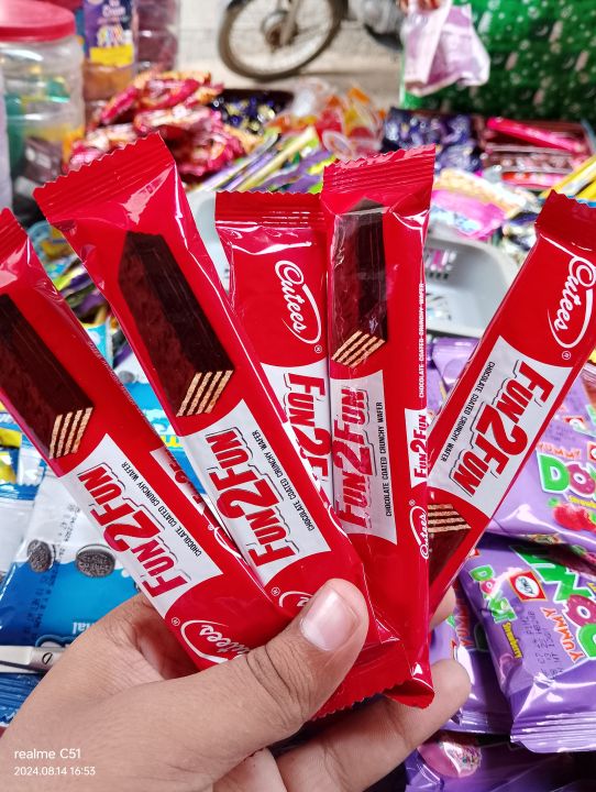 Original Cutees Fun2Fun Chocolate Coated Crunchy Wafer (Pack Of Long Chocolate 15 Long Pieces) / Special Crunchy Wafer / Long Chocolate Bar Wafer / With Affordable Price