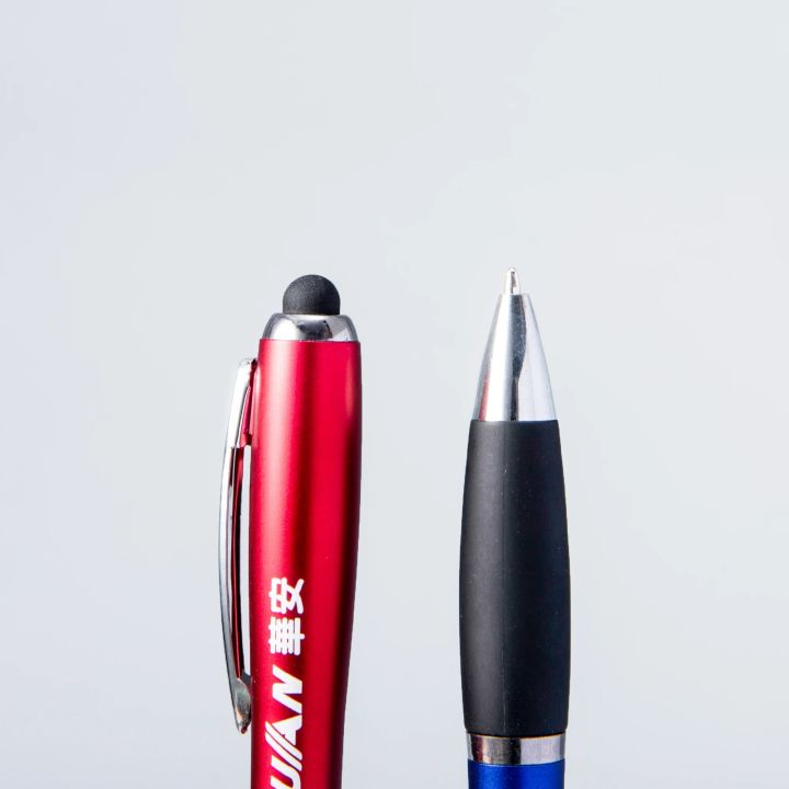 Customized%20Name%20Engraved%20Pen%20with%20LED%20Light%20%7C%20Gift%20Pen%20-%20Image%207