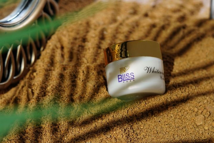 Bliss%20Pure%20Natural%20Skin%20Whitening%20Cream%20for%20face%20%20%7C%20Remove%20Dark%20Spots%20%7C%20Vitamin%20E,%20Vitamin%20C,%20Mineral%20Oil,%20Glycerin%20%20%7C%2030gm%20%7C%20Available%20at%20Bliss%20Pure%20-%20Image%204