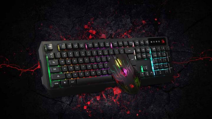 Bloody%20Q1300%20Illuminate%20Gaming%20Keyboard%20&%20Mouse%20Combo%20-%20Image%208