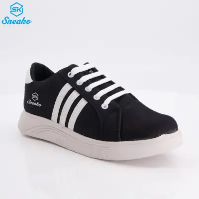 Sneako Black and white jeans sneakers for womens
