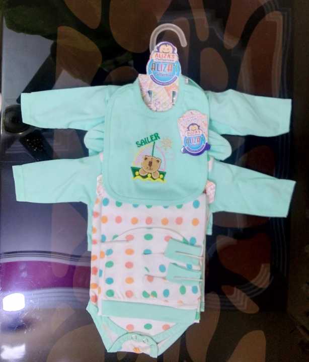 8%20Pieces%20Starter%20Set,%20Gift%20Clothing%20Set%20%20For%20New%20Born,%20Toddlers,%20Infants,%20Unisex%20In%200%20Size/%20Newborn%20baby%20Starter%20Kit/%20Baby%20Suite%20with%20Wrapper%20-%20Image%209