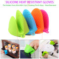 2 pcs Silicon pot holder - silicon oven mitts , heat resistant gloves , kitchen accessories anti slip baking mitts , silicon hot pot holders , best Kitchen tool. 